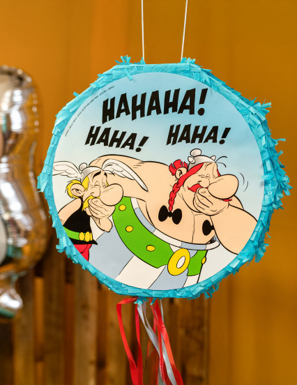 Asterix™ piñata 40 cm 2